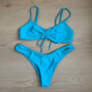 Blackbough Swim Set
